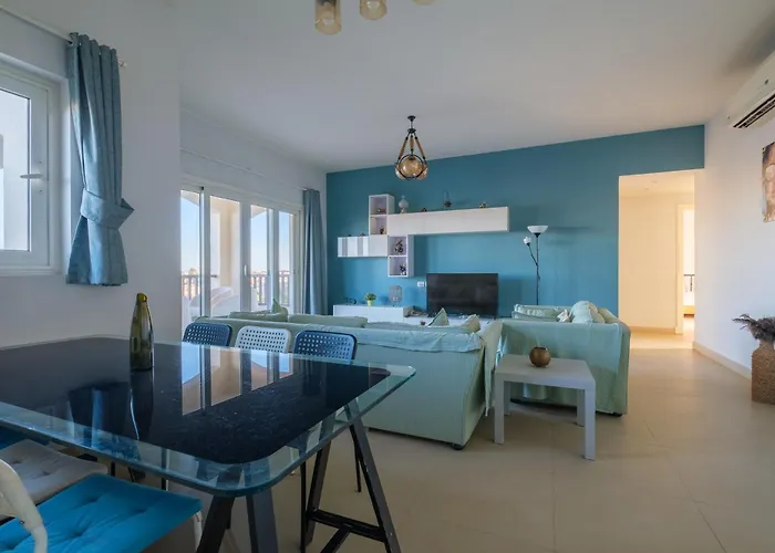 Daire Luxury 3 Bedroom Apt. In El Gouna With Amazing View